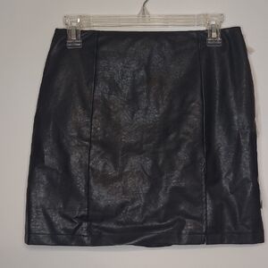 NWT Lumiere Black Faux Leather Mini Skirt Sz M